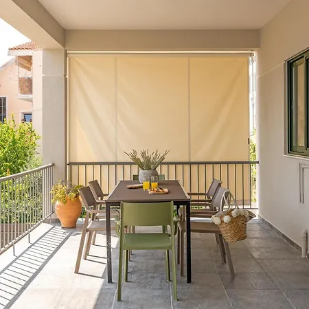 Amabilis Αργοστόλι